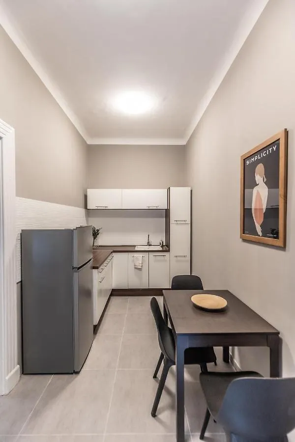 Design Studios Downtown Budapest Apartment