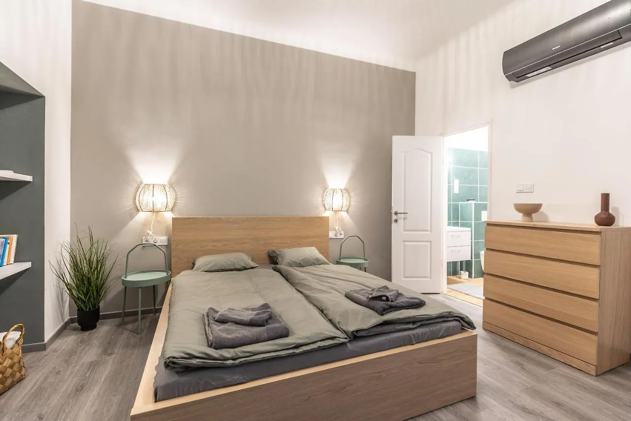 Apartment Design Studios Downtown Budapest