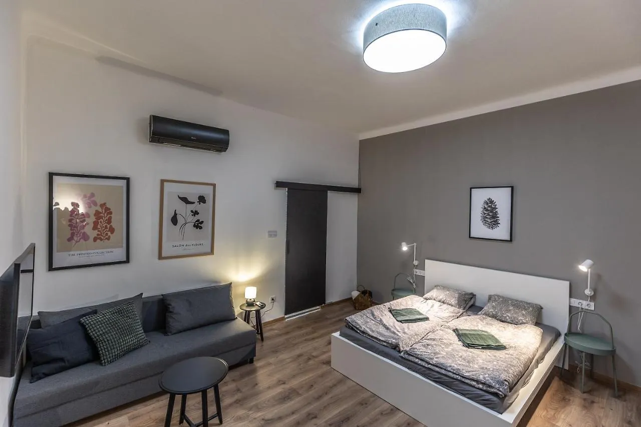 Apartment Design Studios Downtown Budapest
